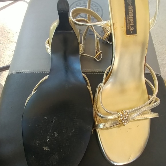 High heels - Picture 4 of 4